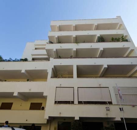 Reggio Central House Low Cost Per 4 Reggio di Calabria Exterior photo