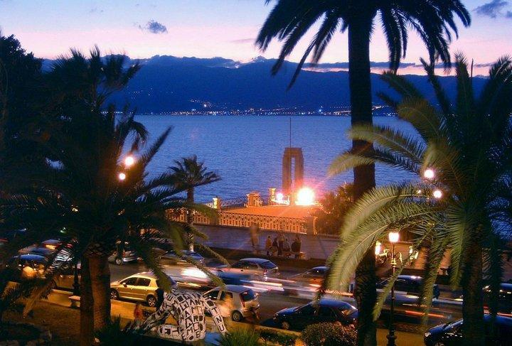 Reggio Central House Low Cost Per 4 Reggio di Calabria Exterior photo